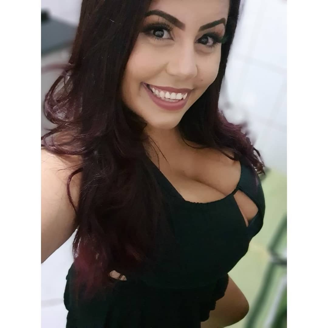 Morena £m¡ly \/ #v17VHtmJ