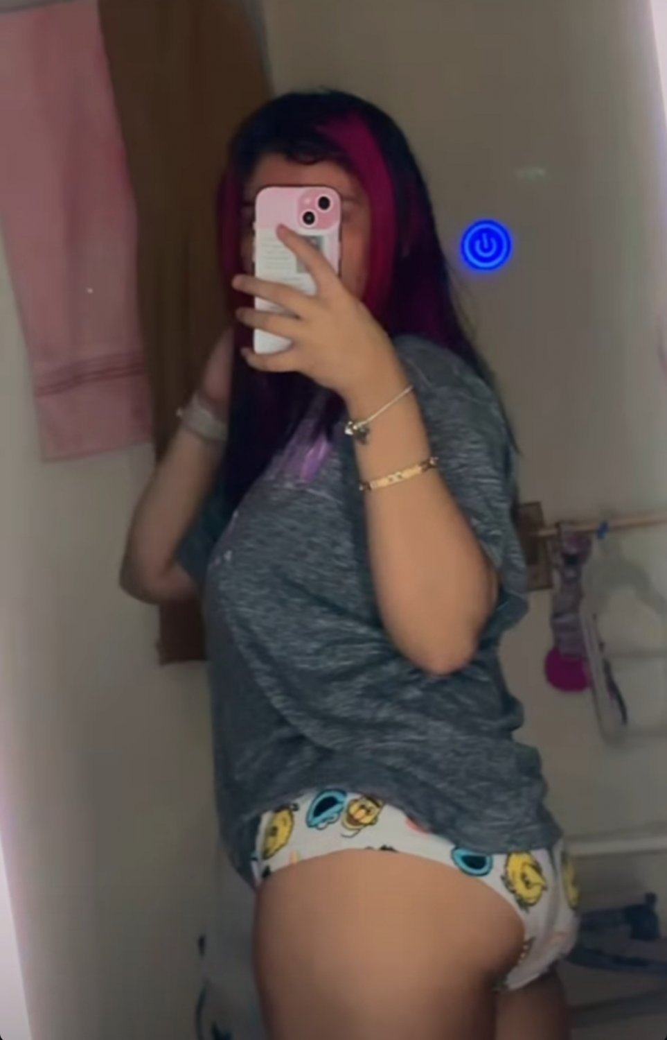Sexy mexican thot #UnNNDrIn