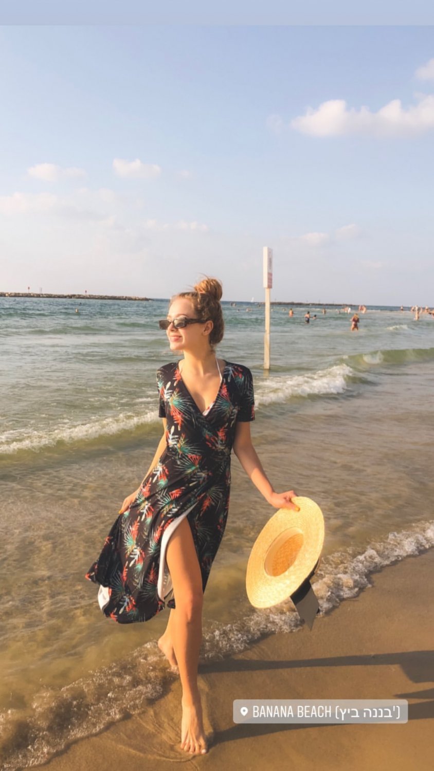 Polish Celeb#1 Wiktoria Gąsiewska #UgggCHEJ