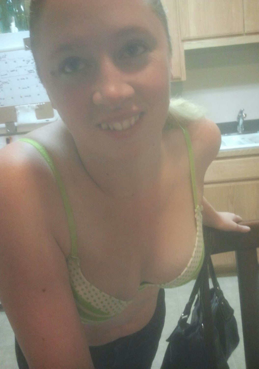 Church Slut Kim #whfhDjtA