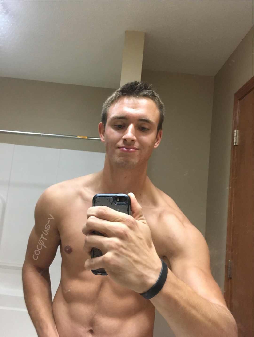 Fit JOCK FRAT boy FAGGOT loves showing his COCK and HOLE to FAKE SNAPCHAT girl!! SPREAD him!!! #Eotal9wg