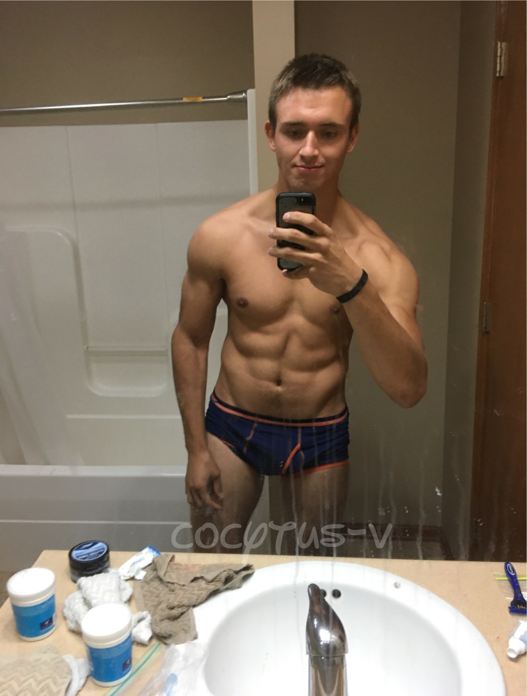 Fit JOCK FRAT boy FAGGOT loves showing his COCK and HOLE to FAKE SNAPCHAT girl!! SPREAD him!!! #KNPiNcFI