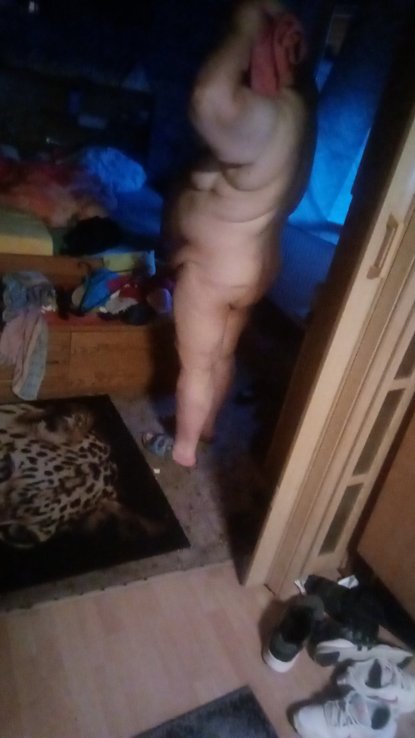 German BBW nurse Nancy Rankel keeps her holes open for everyone. #g2W4y1b5