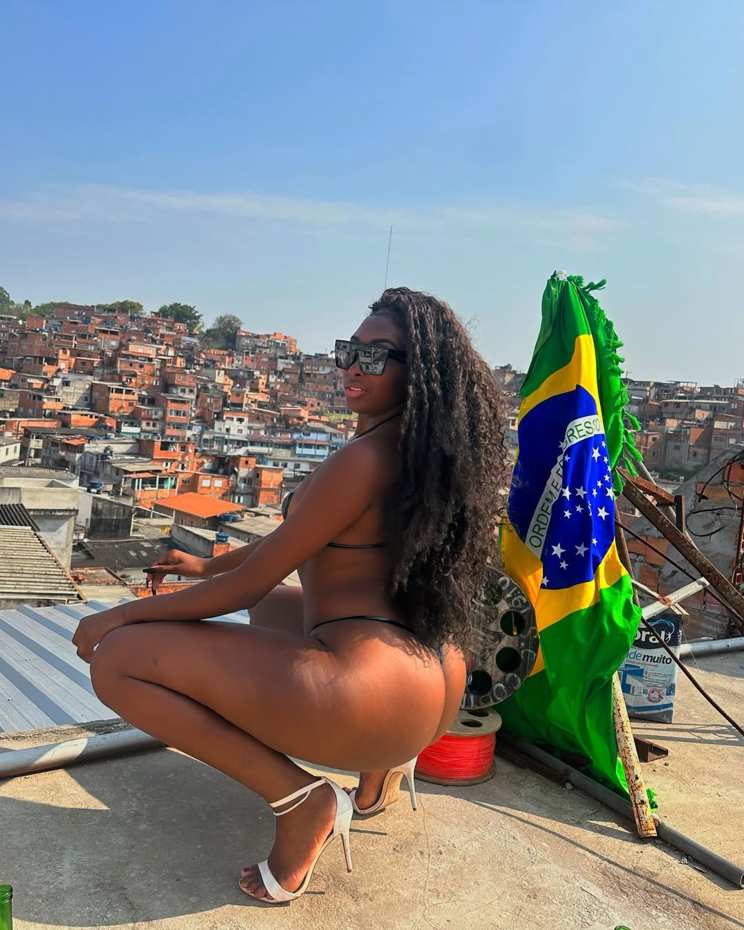 Noiada topa tudo pô 2 reais #CvUQxjP9