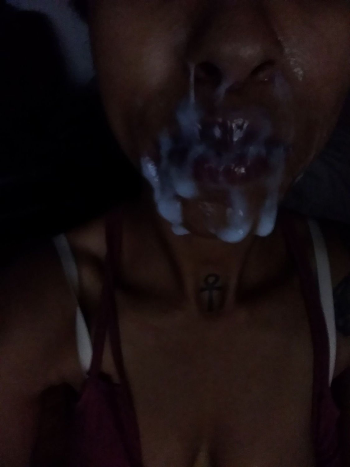 Noiada topa tudo pô 2 reais #wZNDd0iX